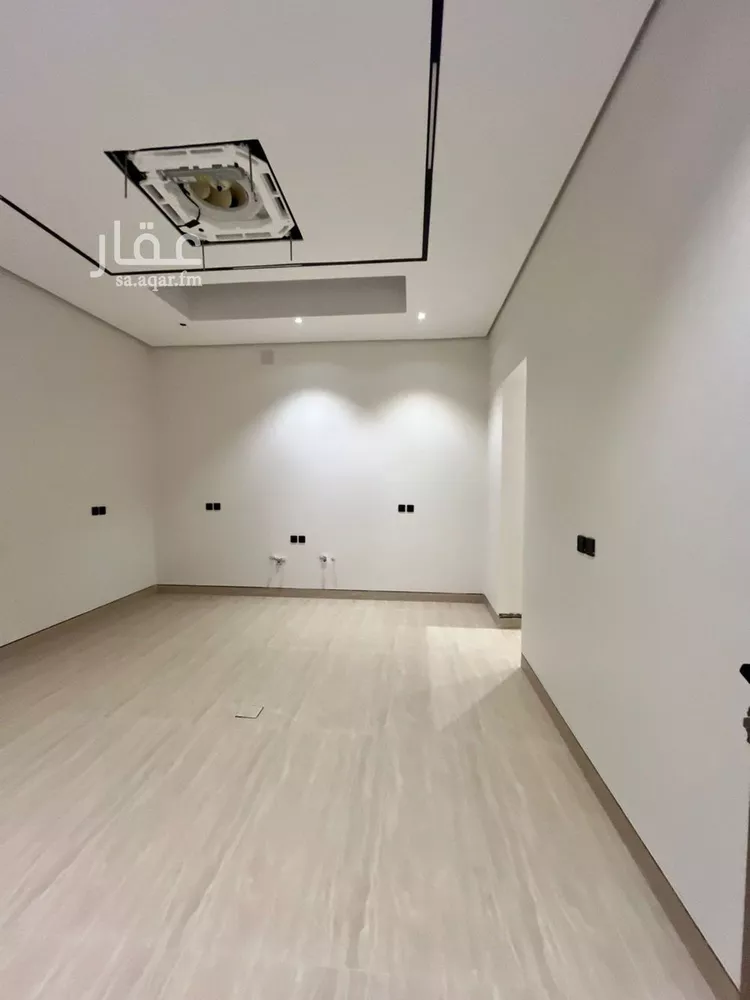 فيلا للبيع في شارع أبي الحسن الأسفرائيني, حي المهدية, مدينة الرياض, منطقة الرياض 13