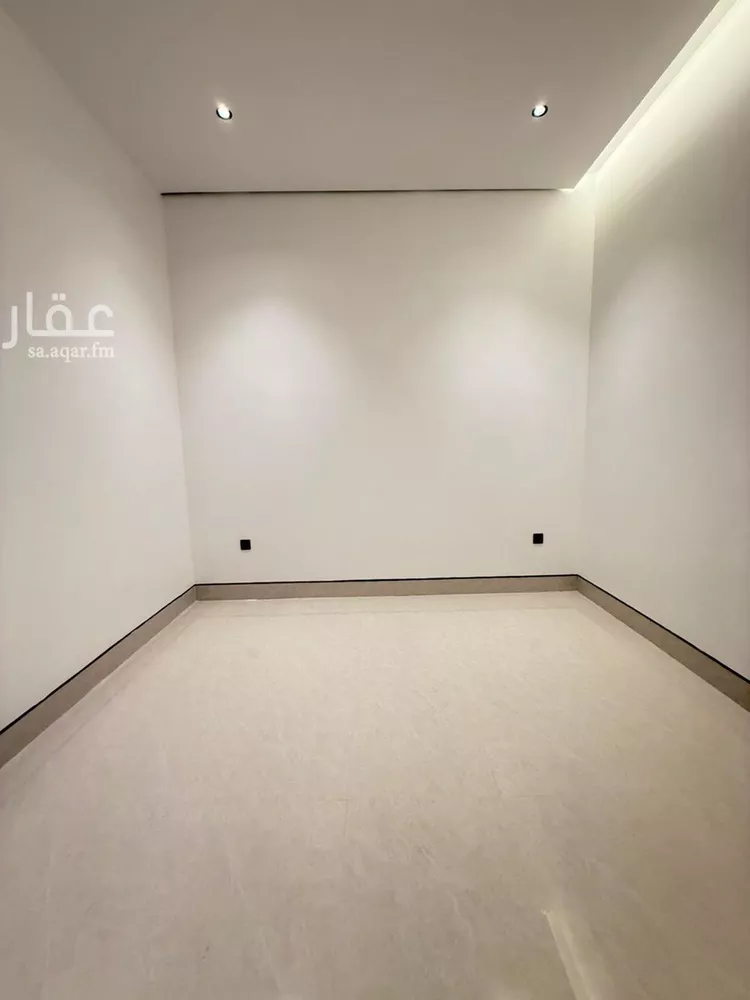 فيلا للبيع في شارع أبي الشيخ الأصبهاني, حي المهدية, مدينة الرياض, منطقة الرياض 13