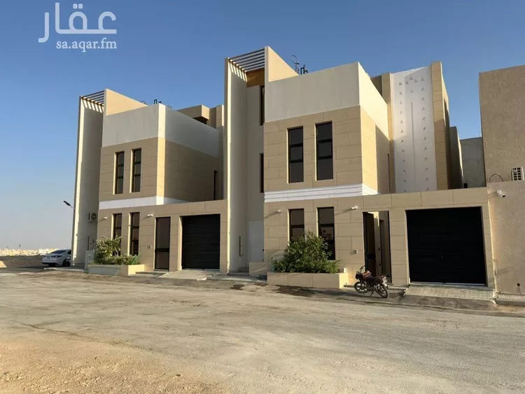 فيلا للبيع في شارع أحمد بن الحسن الأنصاري, حي المهدية, مدينة الرياض, منطقة الرياض صورة 3