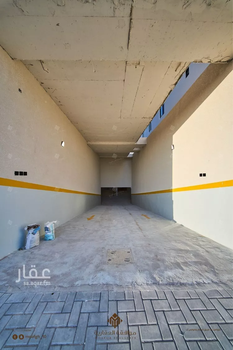شقة للبيع في شارع عبدالرزاق السنهوري, حي المهدية, مدينة الرياض, منطقة الرياض 12