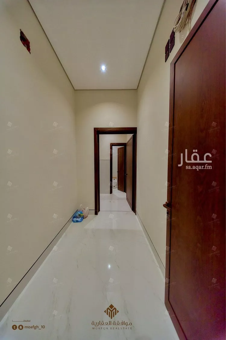 فيلا للبيع في شارع أبي الشيخ الأصبهاني, حي المهدية, مدينة الرياض, منطقة الرياض صورة 3