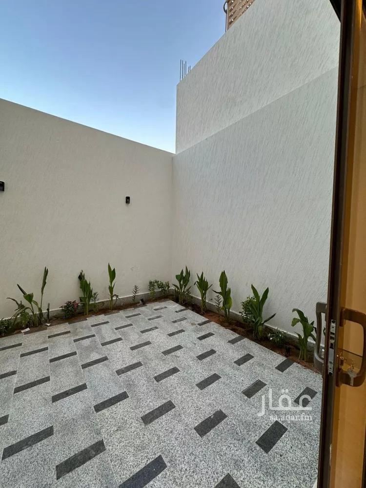 فيلا للبيع في شارع مليح بن طريف, حي المهدية, مدينة الرياض, منطقة الرياض 15