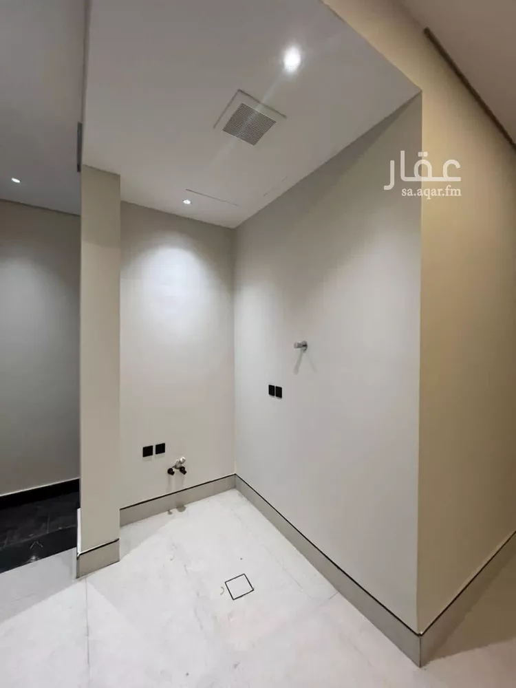 Villa for Sale in Riyadh Al Mahdiyah 19