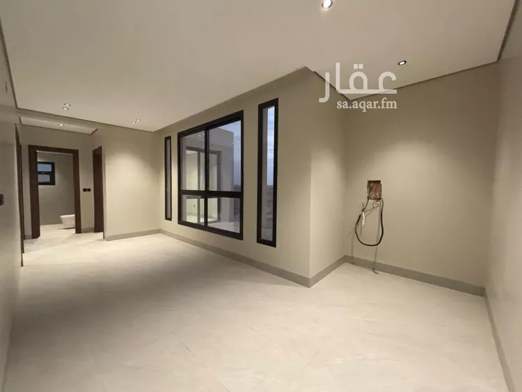 فيلا للبيع في شارع أحمد بن الحسن الأنصاري, حي المهدية, مدينة الرياض, منطقة الرياض 25