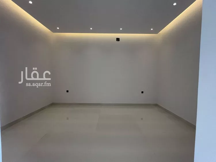 فيلا للبيع في شارع عبدالقادر بن عبدالوارث, حي المهدية, مدينة الرياض, منطقة الرياض صورة 5