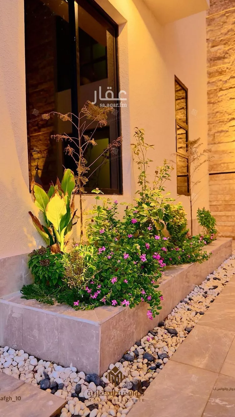 عمارة للبيع في شارع كفاية بنت أبي الفتوح, حي المهدية, مدينة الرياض, منطقة الرياض صورة 2