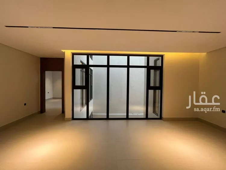 فيلا للبيع في شارع أحمد بن الحسن الأنصاري, حي المهدية, مدينة الرياض, منطقة الرياض 21