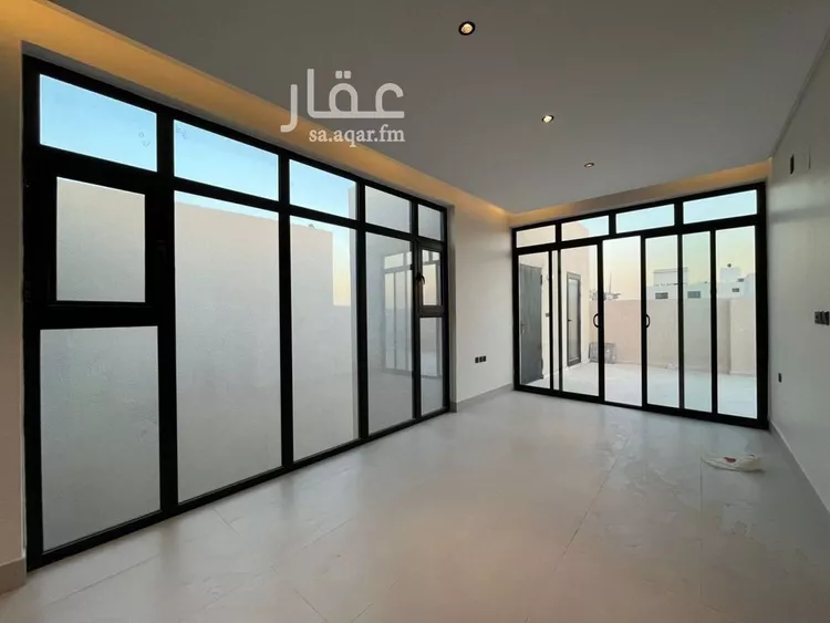 فيلا للبيع في شارع أحمد بن الحسن الأنصاري, حي المهدية, مدينة الرياض, منطقة الرياض 29