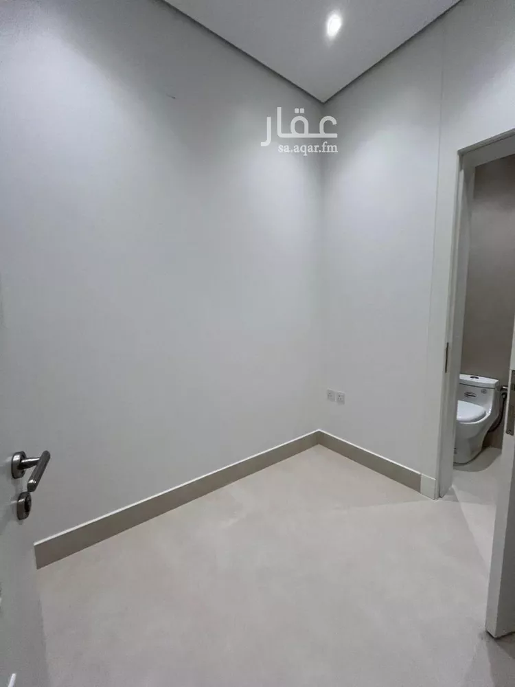 Villa for Sale in Riyadh Al Mahdiyah 15
