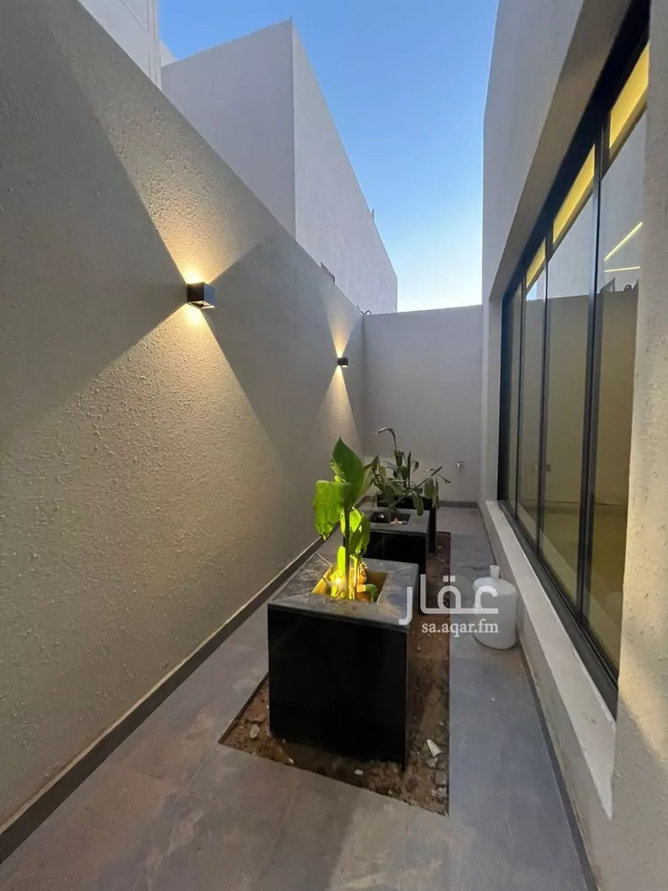 Villa for Sale in Riyadh Al Mahdiyah 18