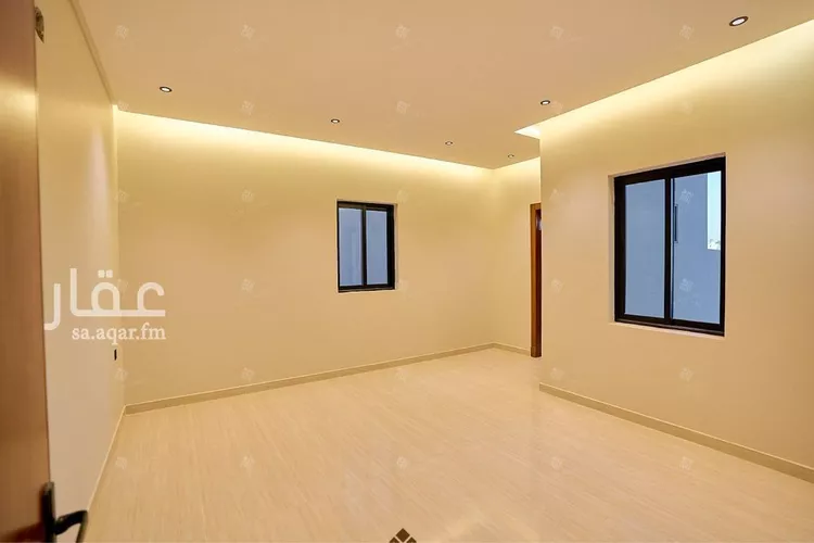 فيلا للبيع في شارع علي بن سلامة اللخمي, حي المهدية, مدينة الرياض, منطقة الرياض 12