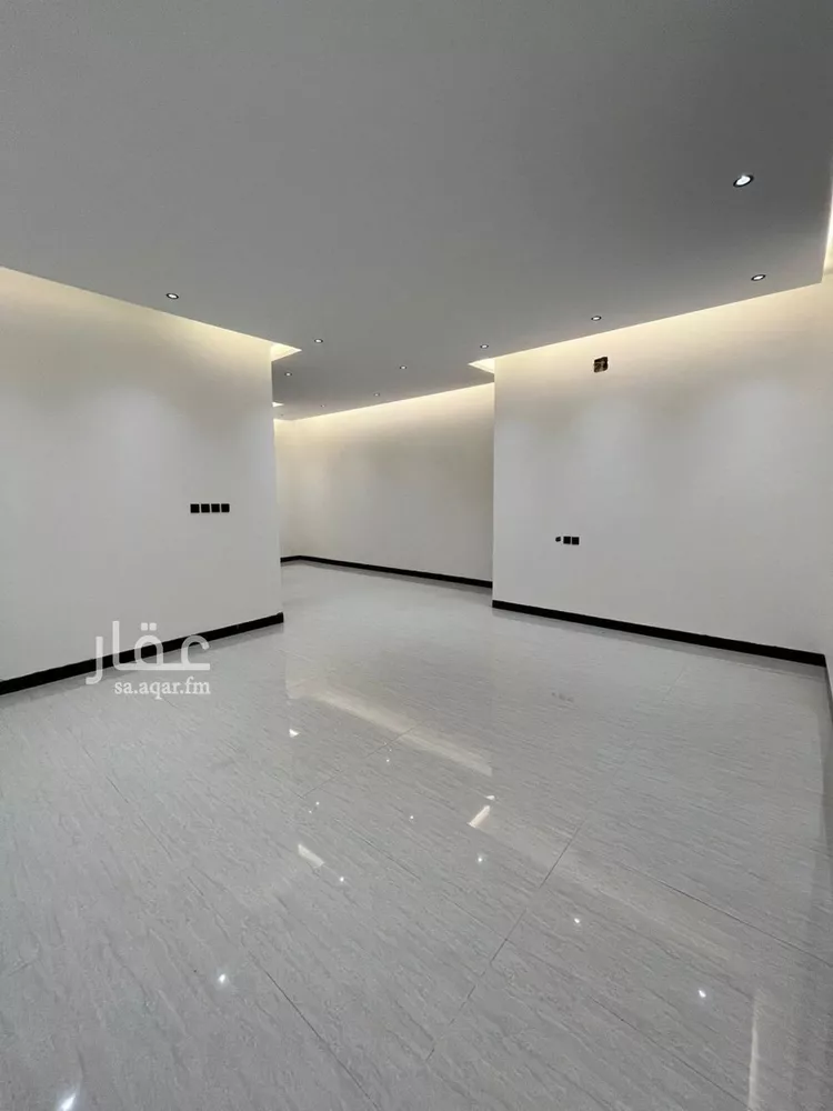 Villa for Sale in Riyadh Al Mahdiyah 9