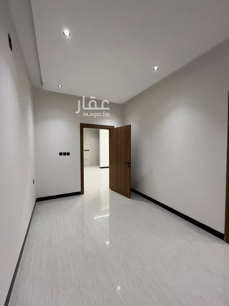 Villa for Sale in Riyadh Al Mahdiyah 15