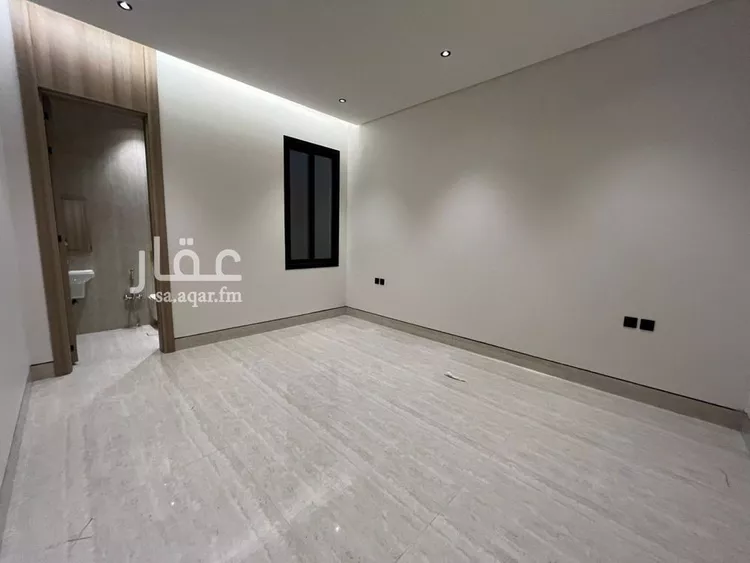 فيلا للبيع في شارع أحمد بن الحسن الأنصاري, حي المهدية, مدينة الرياض, منطقة الرياض 8