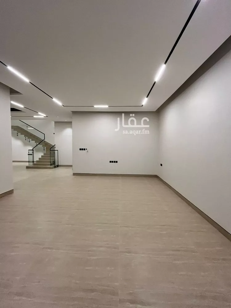 فيلا للبيع في شارع أبي الحسن الأسفرائيني, حي المهدية, مدينة الرياض, منطقة الرياض 12
