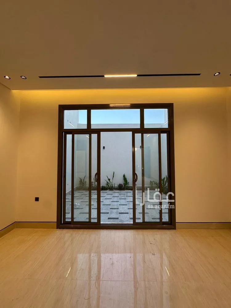 Villa for Sale in Riyadh Al Mahdiyah 12