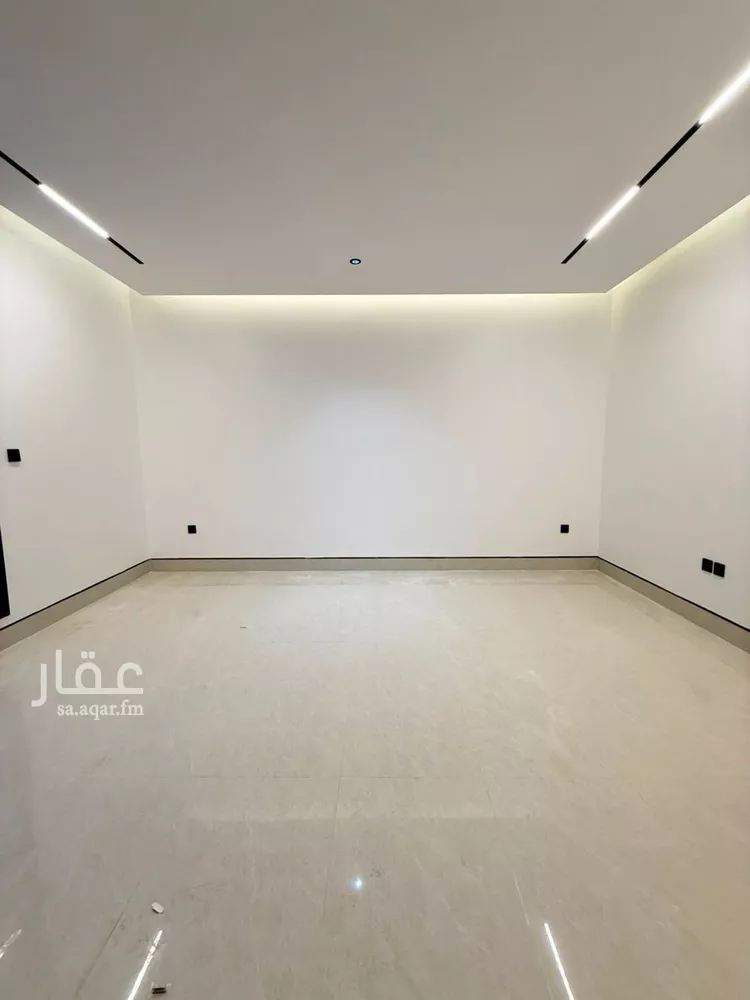 فيلا للبيع في شارع أبي الشيخ الأصبهاني, حي المهدية, مدينة الرياض, منطقة الرياض 17
