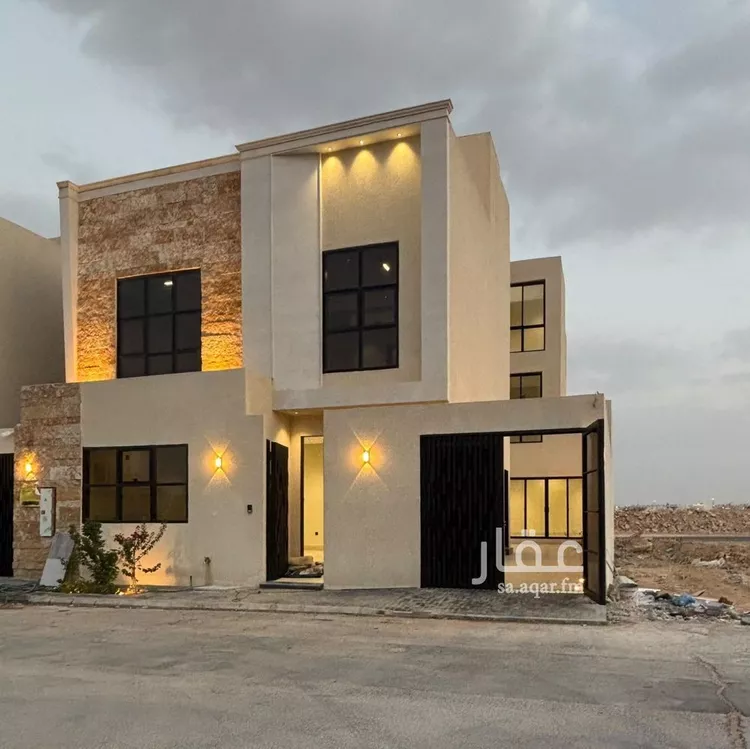 فيلا للبيع في شارع أحمد بن الحسن الأنصاري, حي المهدية, مدينة الرياض, منطقة الرياض صورة 2