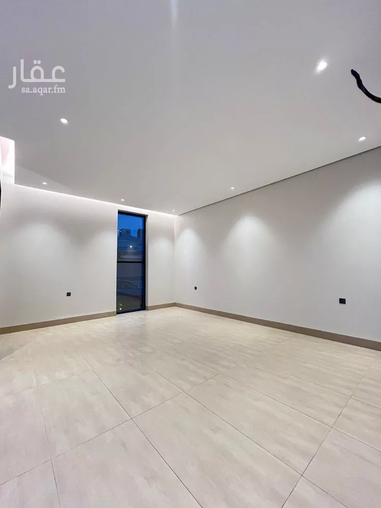 فيلا للبيع في شارع عثمان النحوي, حي المهدية, مدينة الرياض, منطقة الرياض صورة 5