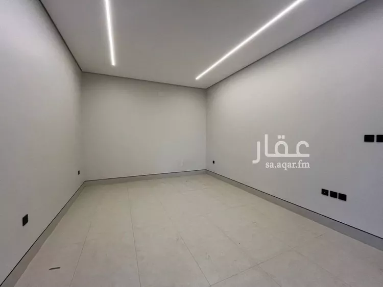 فيلا للبيع في شارع أبي الحسن الأسفرائيني, حي المهدية, مدينة الرياض, منطقة الرياض صورة 3