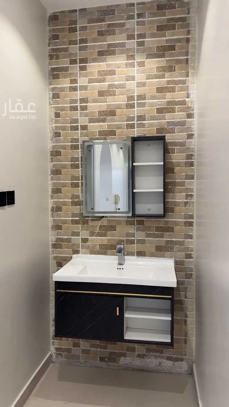 شقة للبيع في شارع بسبس ابن عمرو ، حي الرانوناء ، المدينة المنورة ، منطقة المدينة المنورة