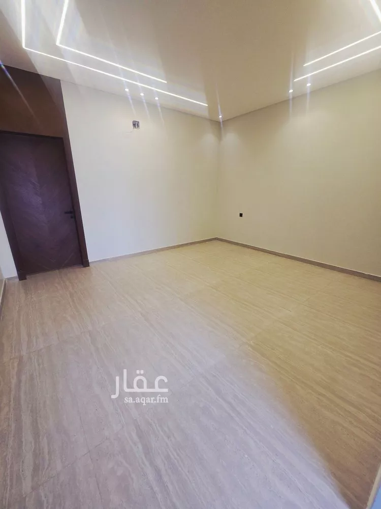Floor for Sale in Riyadh Dhahrat Namar 18