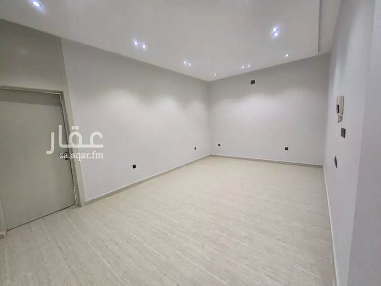 فيلا للبيع في شارع وادي حلب, حي بدر, مدينة الرياض, منطقة الرياض 9