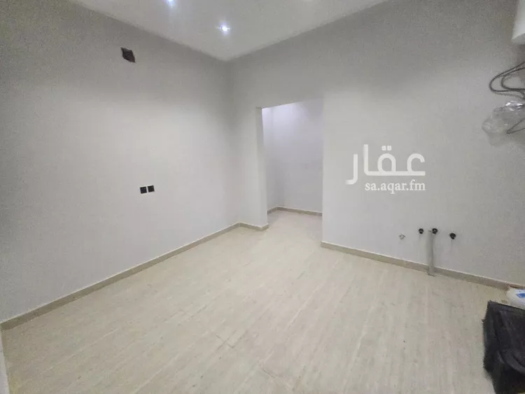 فيلا للبيع في شارع وادي حلب, حي بدر, مدينة الرياض, منطقة الرياض 10
