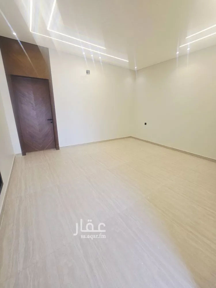 Floor for Sale in Riyadh Dhahrat Namar 16