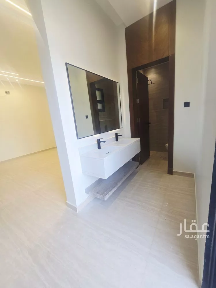 Floor for Sale in Riyadh Dhahrat Namar 8