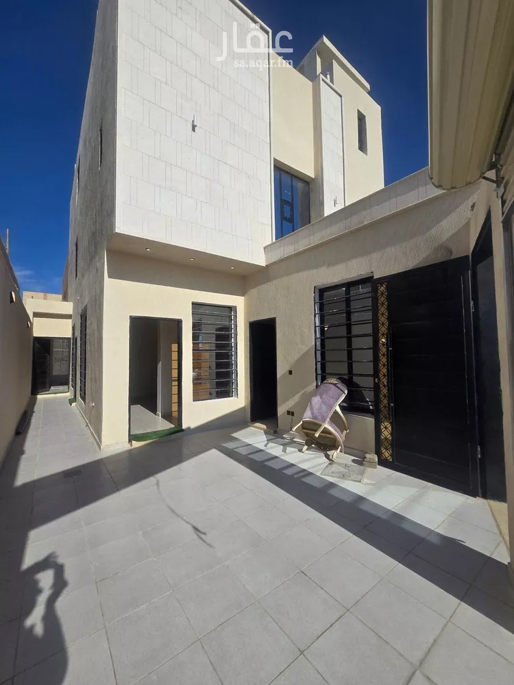 فيلا للبيع في شارع جبل الكرمل, حي بدر, مدينة الرياض, منطقة الرياض صورة 2