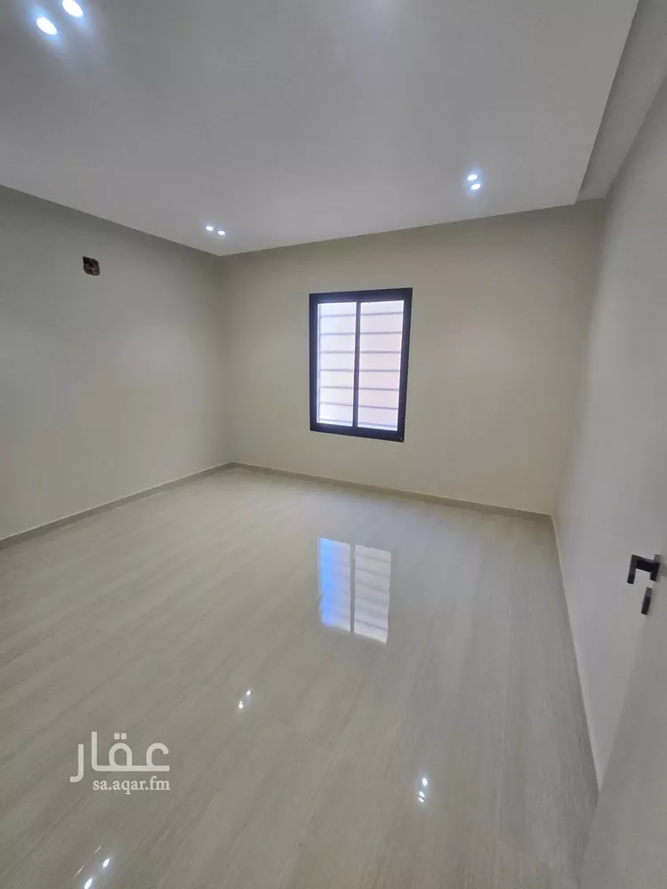 فيلا للبيع في شارع جبل الكرمل, حي بدر, مدينة الرياض, منطقة الرياض صورة 5