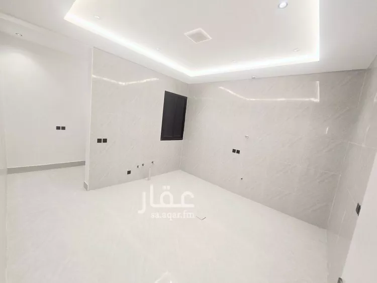 Villa for Sale in Riyadh Badr 8