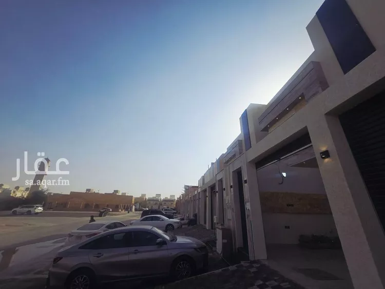 دور للبيع في شارع علاء الدين القرشي, حي العوالي, مدينة الرياض, منطقة الرياض صورة 5