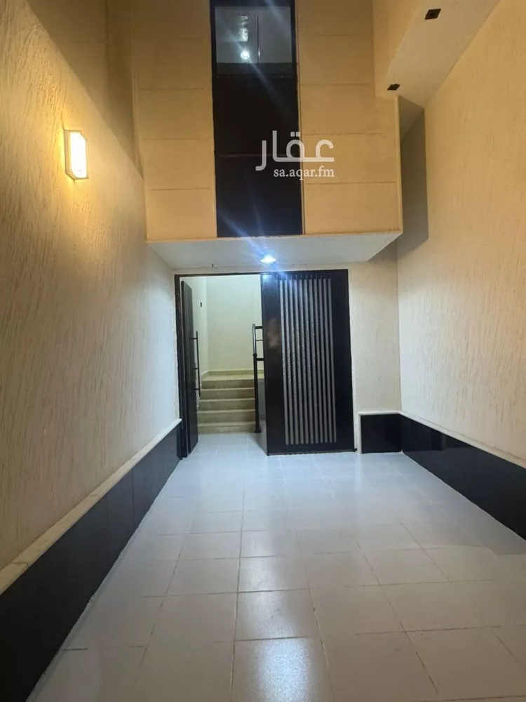 فيلا للبيع في حي مطار الملك خالد الدولي, مدينة الرياض, منطقة الرياض صورة 2