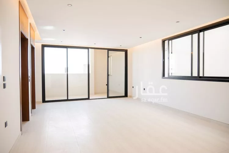 دور للبيع في شارع الخبيبة, حي المصيف, مدينة الرياض, منطقة الرياض صورة 4