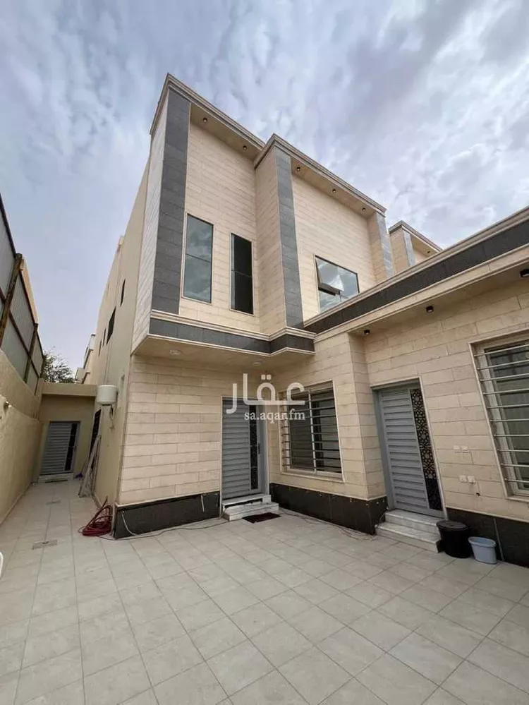 فيلا للبيع في شارع 3574916, حي المنتزة الشرقي, مدينة بريده, منطقة القصيم صورة 3