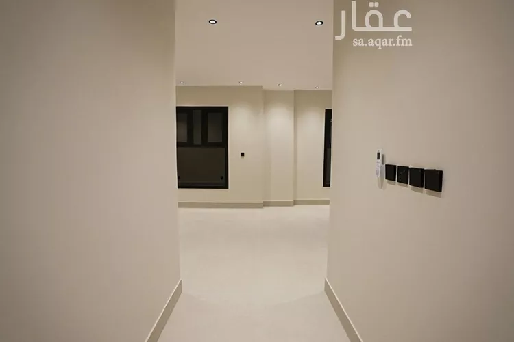 فيلا للبيع في شارع عمر بن إبراهيم الشجري, حي القيروان, مدينة الرياض, منطقة الرياض صورة 4