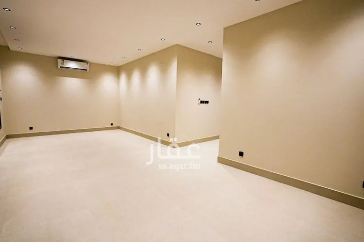فيلا للبيع في شارع عمر بن إبراهيم الشجري, حي القيروان, مدينة الرياض, منطقة الرياض صورة 3