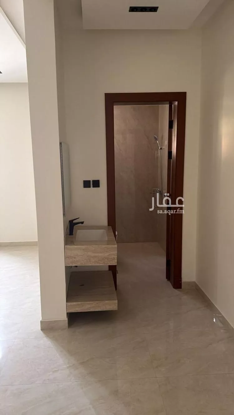 دور للبيع في شارع كحلاء, حي شبرا, مدينة الرياض, منطقة الرياض صورة 5