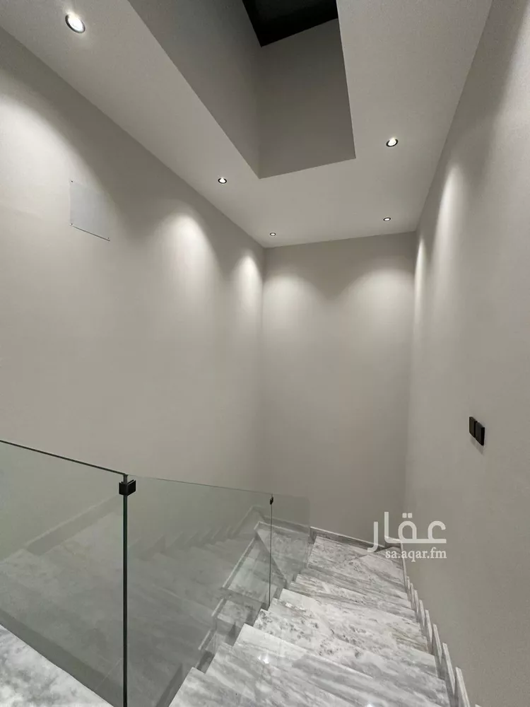 دور للبيع في شارع ابن الحلبي, حي الرفيعة, مدينة الرياض, منطقة الرياض صورة 3