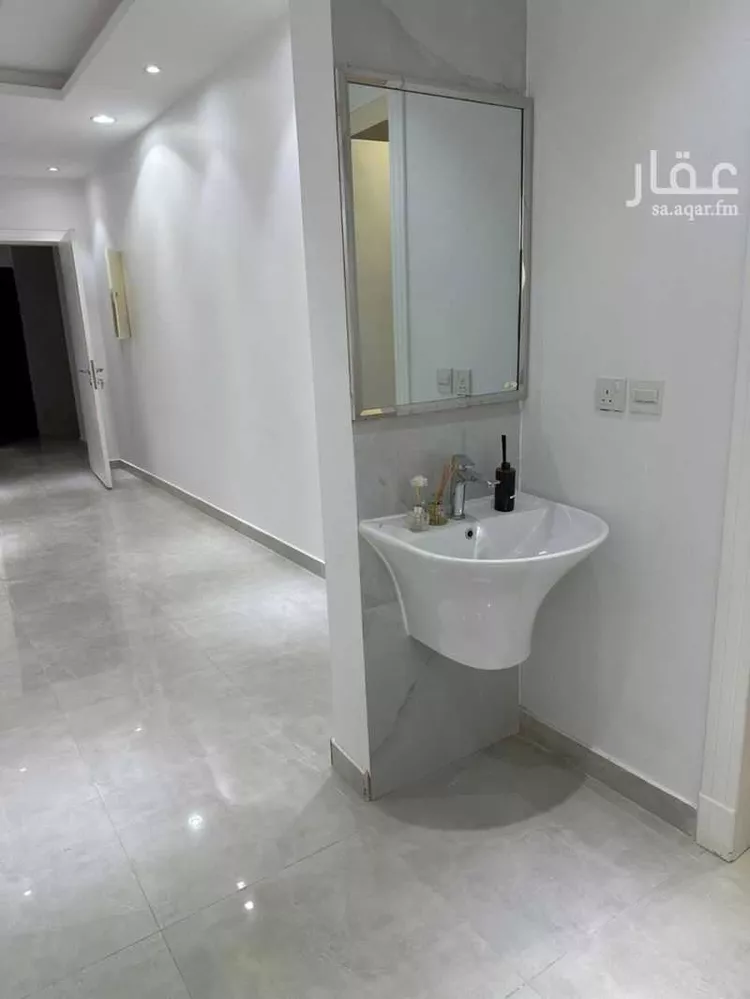 شقة للإيجار في شارع عبدالحي أبي خضير, حي القيروان, مدينة الرياض, منطقة الرياض صورة 5