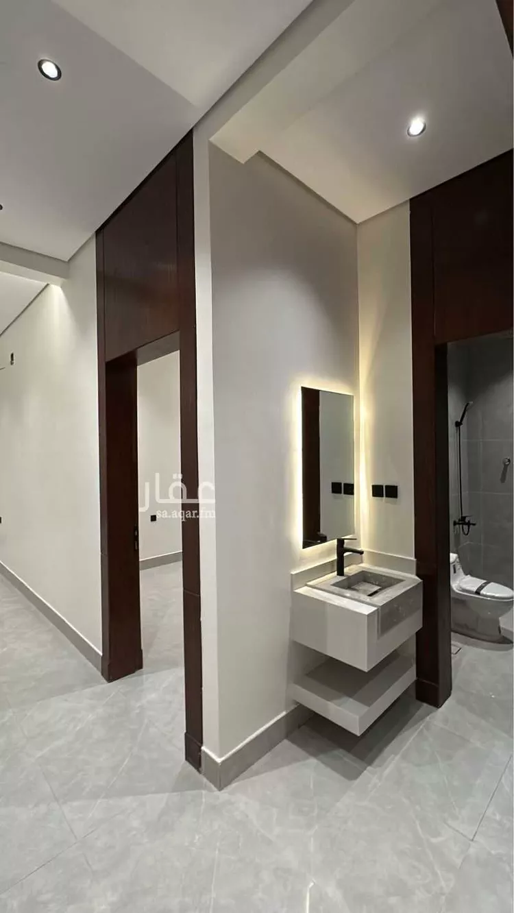 دور للبيع في شارع الشيخ خليفة بن حمد ال ثاني, حي المعيزيلة, مدينة الرياض, منطقة الرياض صورة 4