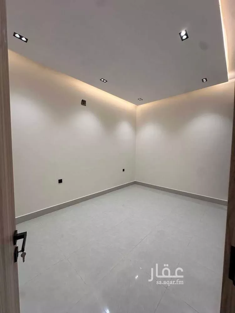 دور للبيع في شارع المحاميد, حي المعيزيلة, مدينة الرياض, منطقة الرياض صورة 3