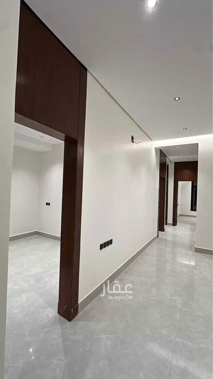 دور للبيع في شارع الشيخ خليفة بن حمد ال ثاني, حي المعيزيلة, مدينة الرياض, منطقة الرياض صورة 2