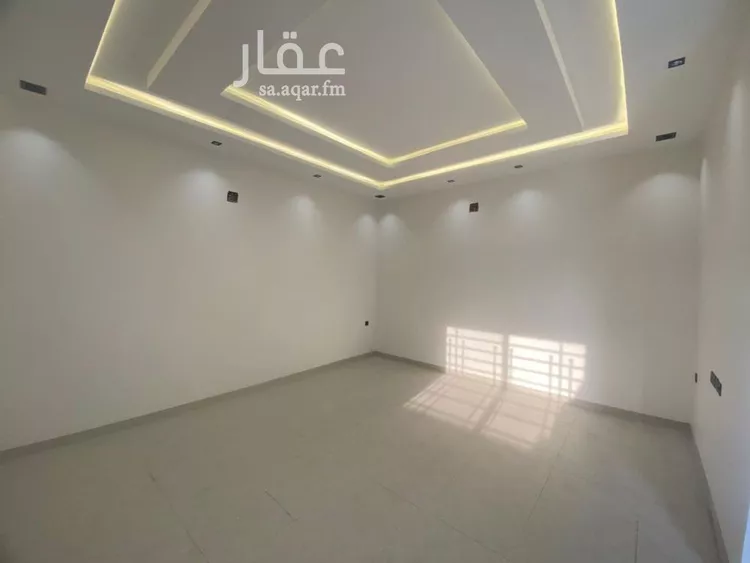 دور للبيع في شارع المقدام, حي الحزم, مدينة الرياض, منطقة الرياض صورة 3