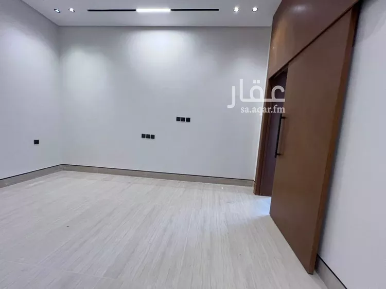 فيلا للبيع في شارع تثليث, حي ظهرة لبن, مدينة الرياض, منطقة الرياض صورة 5