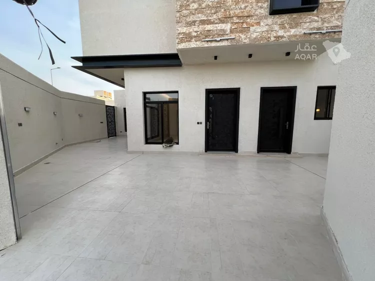 Villa for Sale in Riyadh Okaz 9