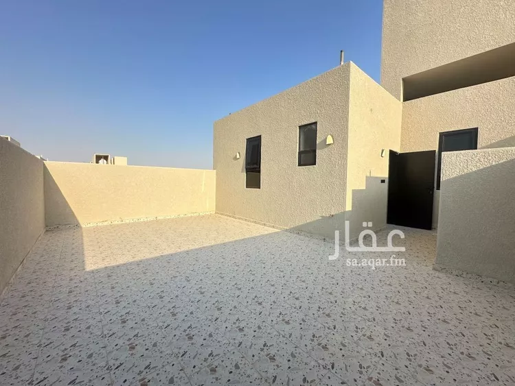 دور للبيع في شارع عبدالقادر مشاط, حي العوالي, مدينة الرياض, منطقة الرياض 11