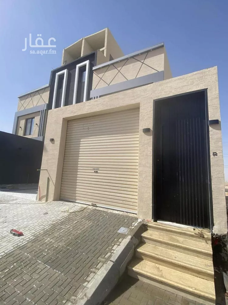 دور للبيع في شارع حميد الطويل, حي عكاظ, مدينة الرياض, منطقة الرياض صورة 2